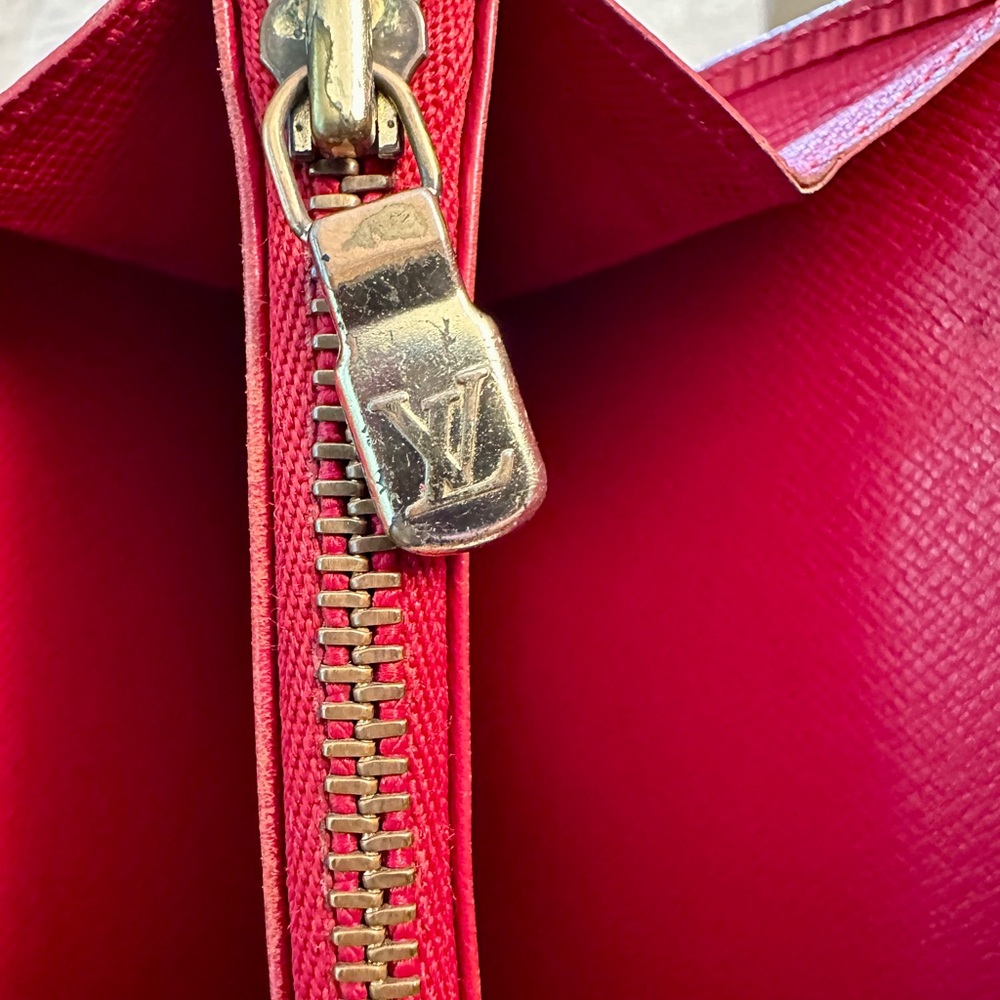 AUTHENTIC Louis Vuitton Red Epi Leather Wallet - Picture 8 of 11